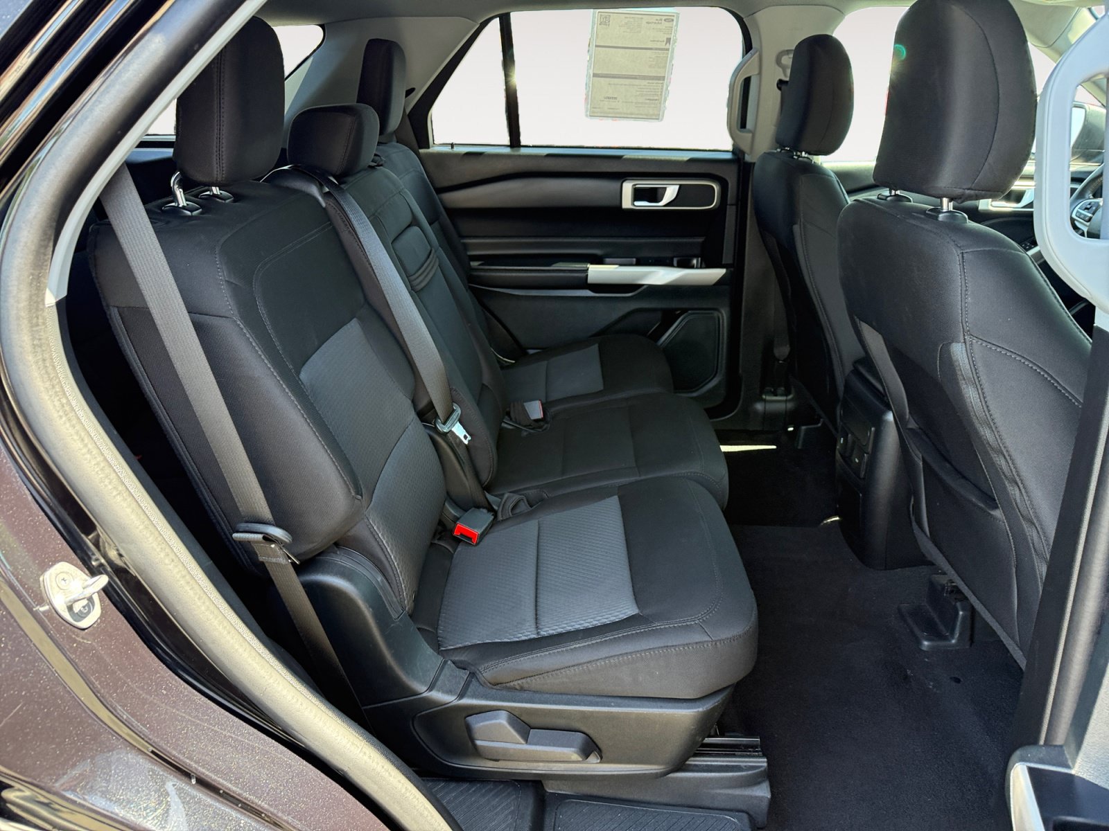 Certified 2023 Ford Explorer XLT RWD image 19