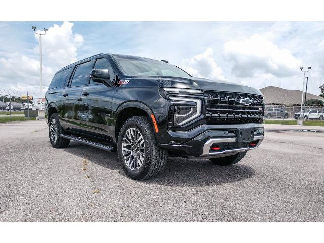 Used 2025 Chevrolet Suburban Z71 AWD/4WD image 5
