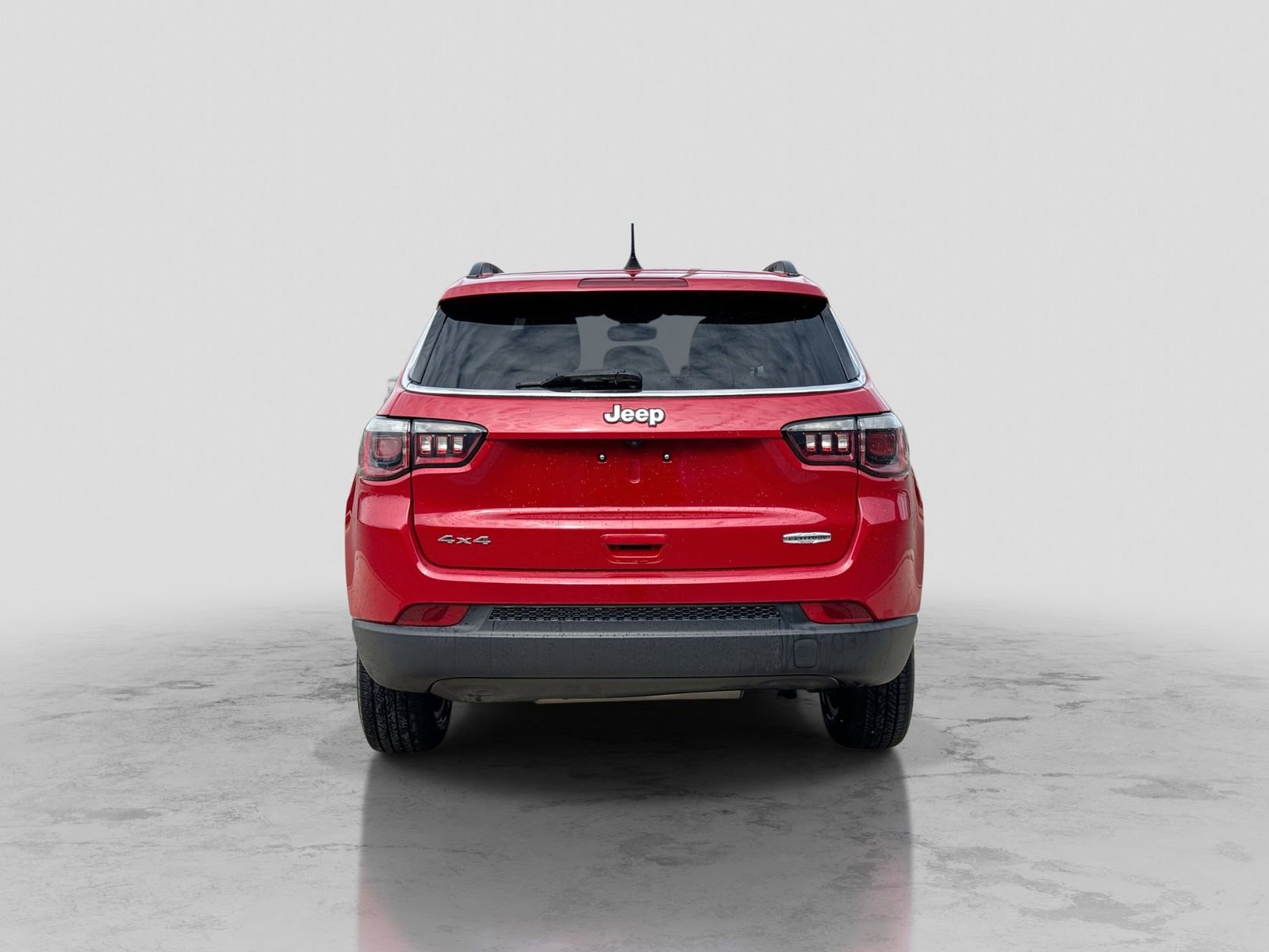 Used 2018 Jeep Compass Latitude w/ Popular Equipment Group AWD/4WD image 6