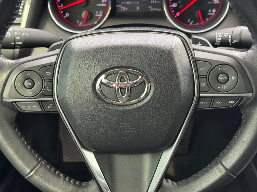 Used 2019 Toyota Camry XSE FWD image 12