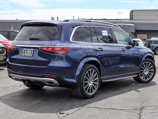 Used 2024 Mercedes-Benz GLS 580 4MATIC image 7