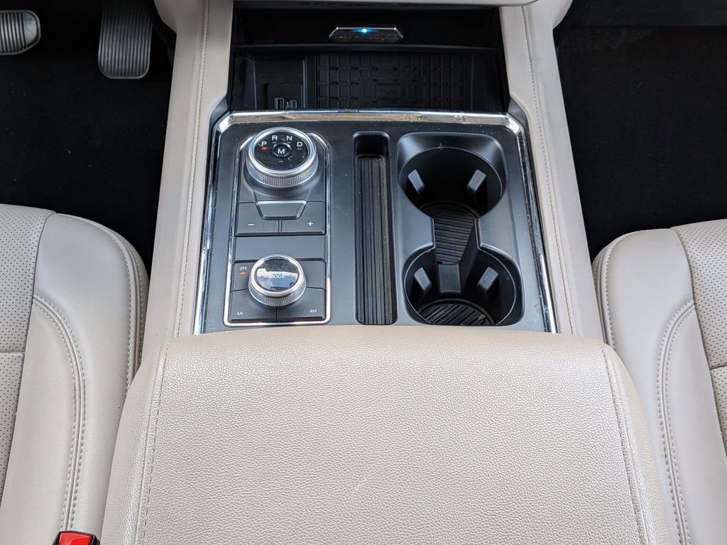 Certified 2024 Ford Expedition Max XLT image 20