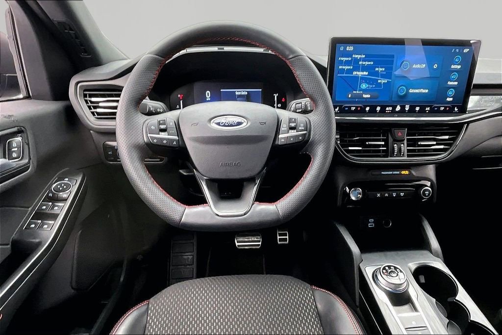 Certified 2023 Ford Escape ST-Line w/ Tech Pack #1 AWD/4WD image 5
