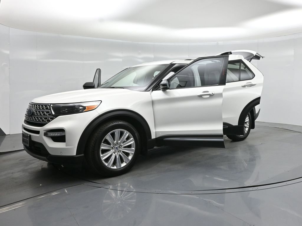 Certified 2020 Ford Explorer Limited w/ Hybrid Equipment Group 310A image 32