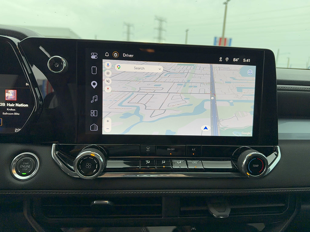 Used 2024 Chevrolet Colorado LT RWD image 18