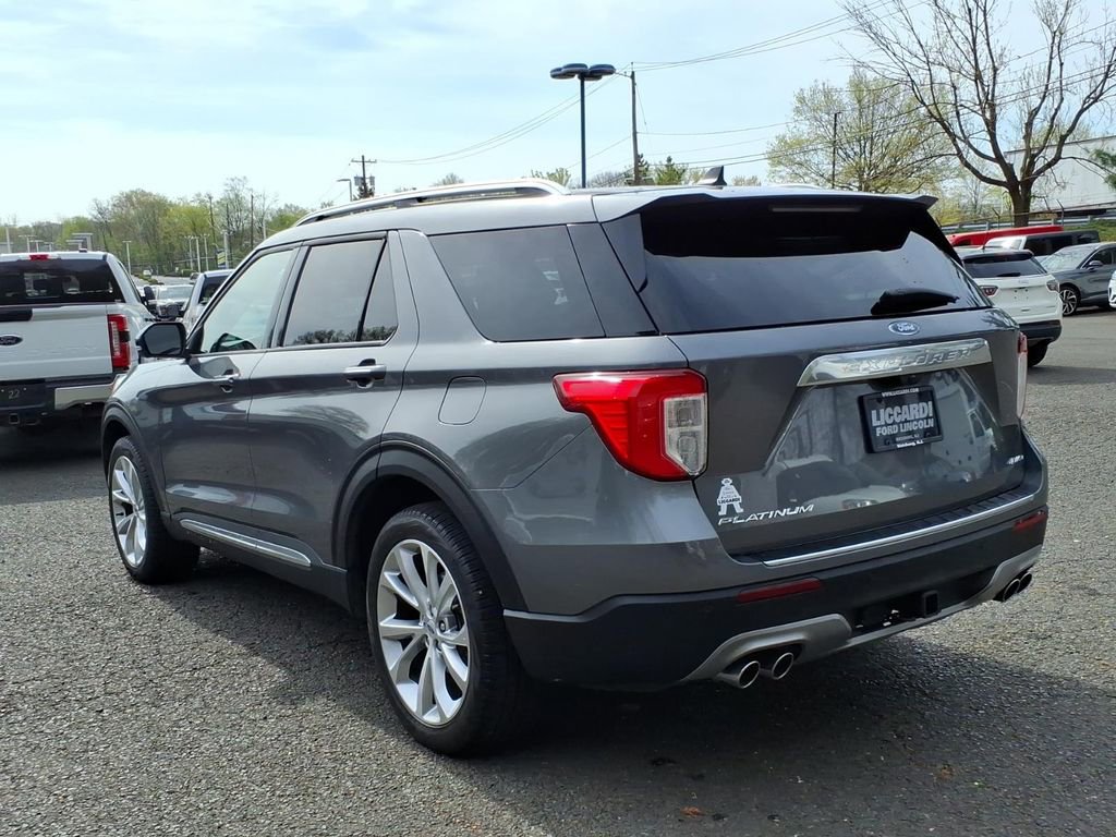 Certified 2023 Ford Explorer Platinum w/ Technology Package AWD/4WD image 5