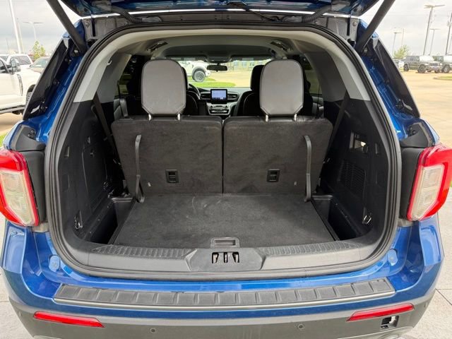 Certified 2023 Ford Explorer XLT w/ Equipment Group 202A image 8