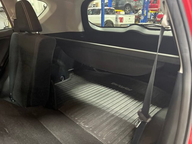 Used 2017 Toyota RAV4 XLE AWD/4WD image 42