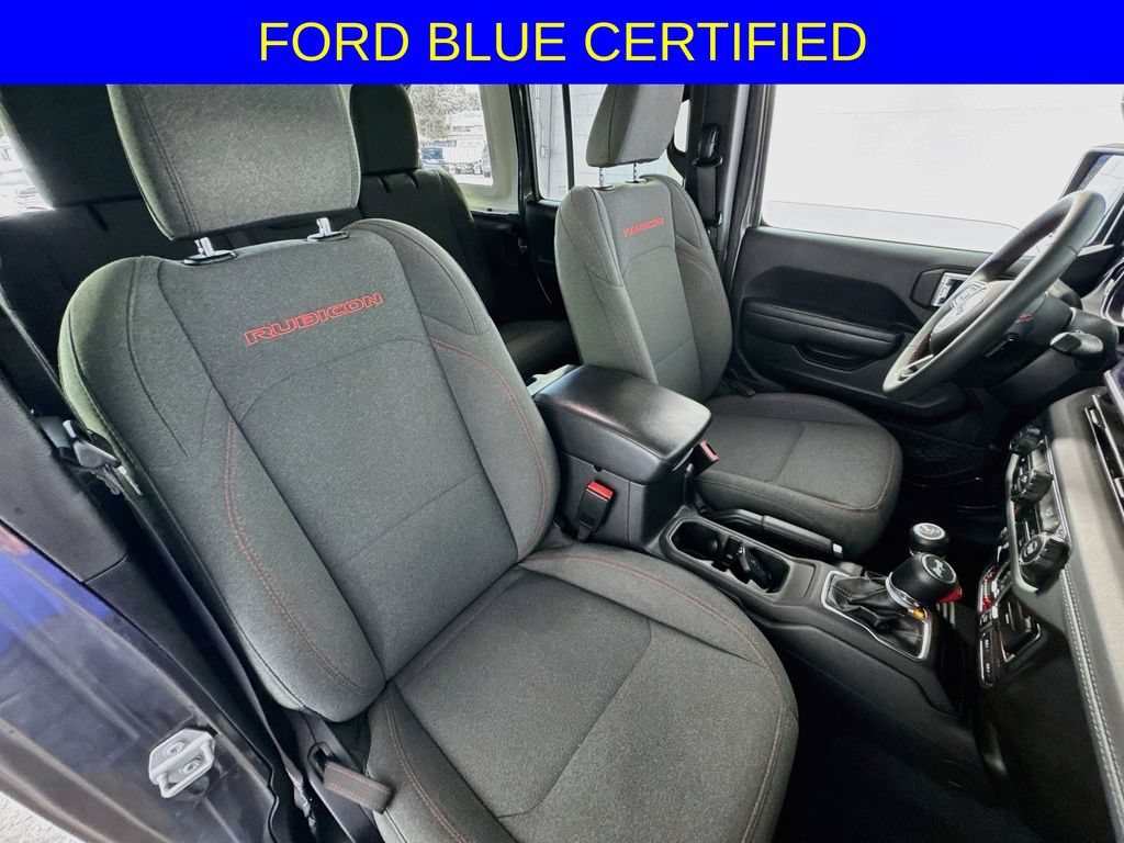 Used 2025 Jeep Wrangler Unlimited Rubicon AWD/4WD image 29