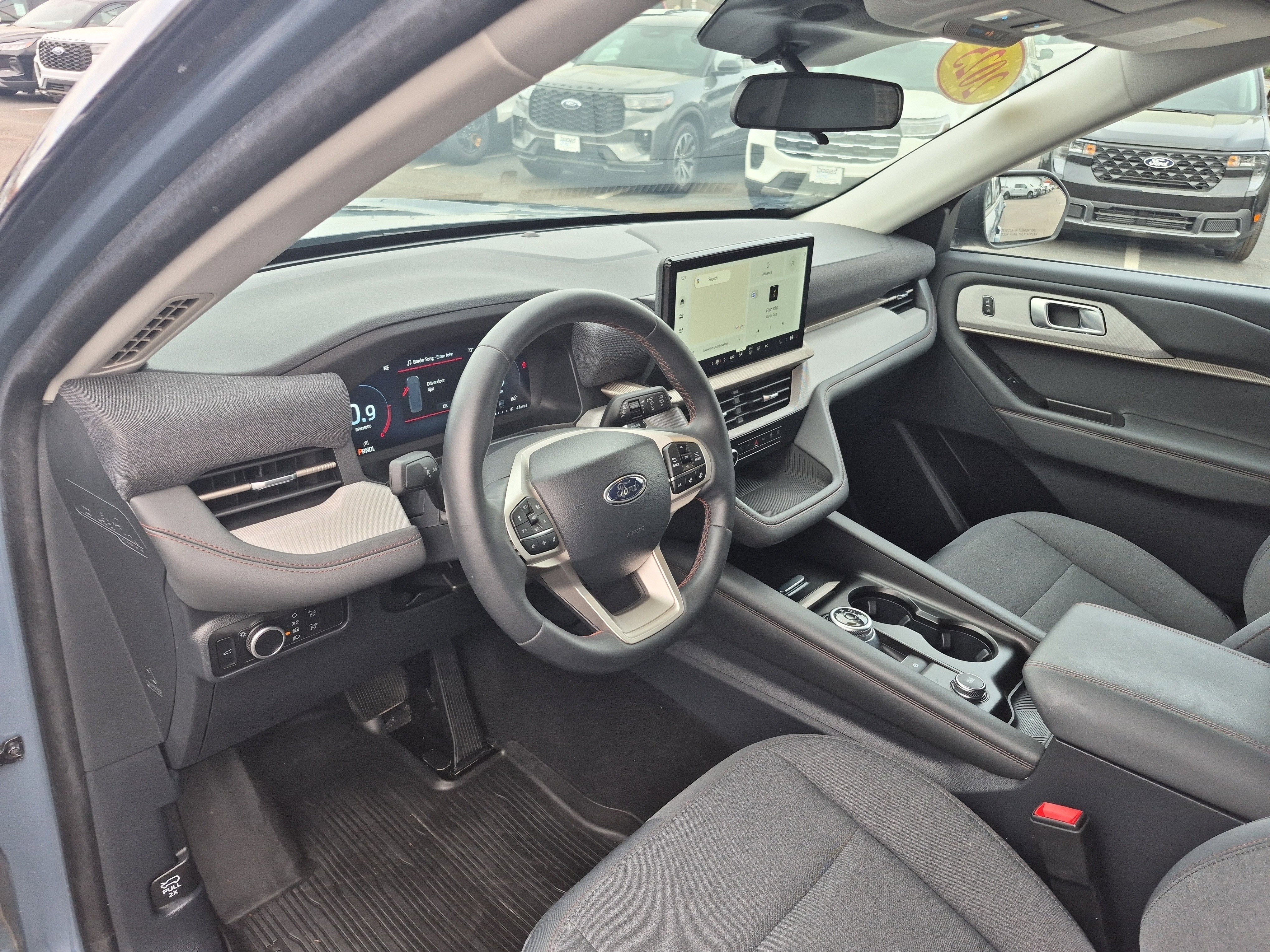 Certified 2025 Ford Explorer Active image 11