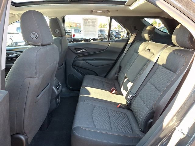 Used 2019 Chevrolet Equinox LT w/ Sun & Navigation Package image 11