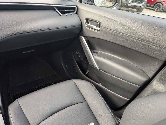 Used 2023 Toyota Corolla Cross XLE AWD/4WD image 17
