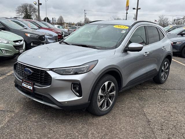 Certified 2023 Ford Escape Platinum image 2