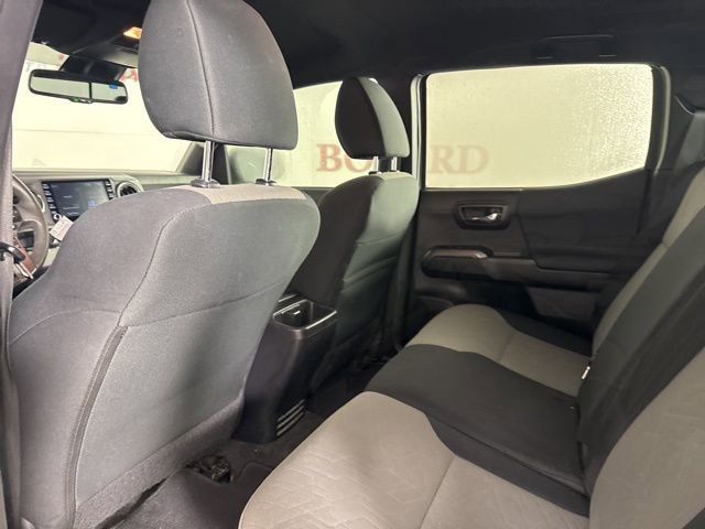 Used 2022 Toyota Tacoma TRD Off-Road image 14