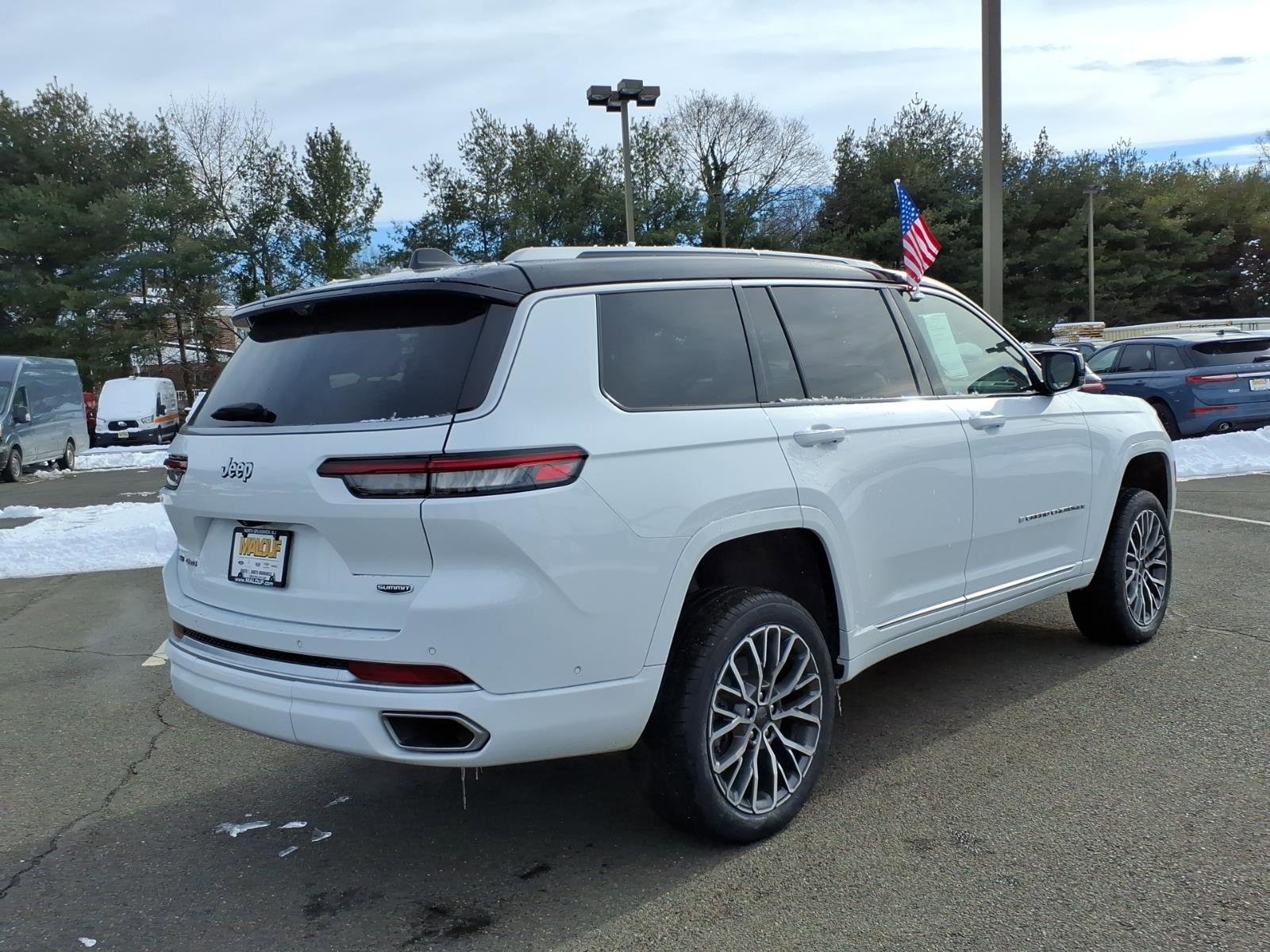 Used 2023 Jeep Grand Cherokee L Summit image 7