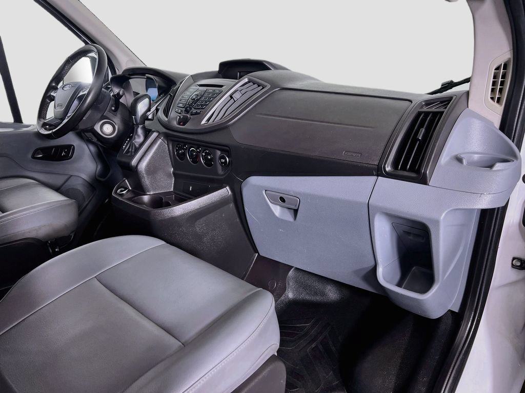 Certified 2019 Ford Transit 250 148 Low Roof RWD image 32