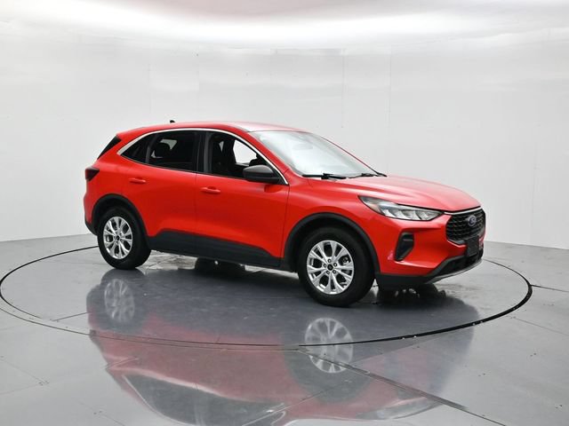 Certified 2024 Ford Escape Active FWD image 3
