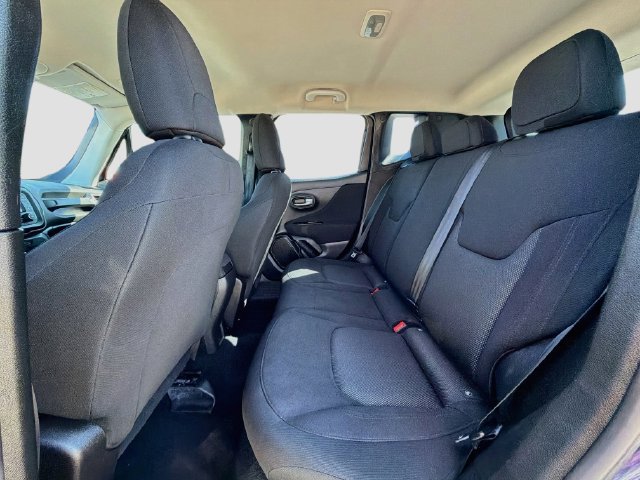 Used 2019 Jeep Renegade Sport FWD image 19