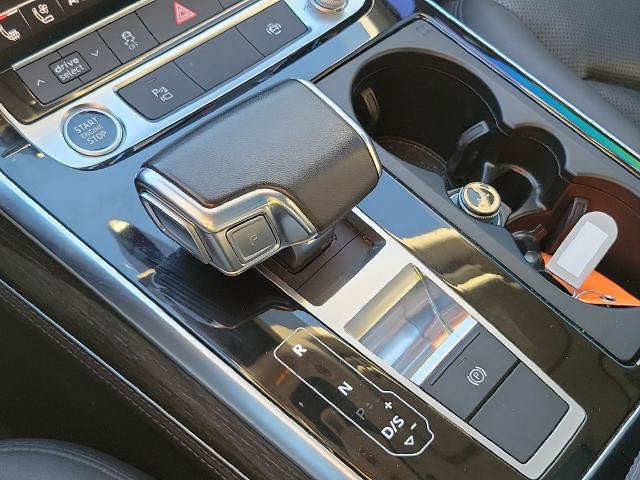 Used 2023 Audi Q7 3.0T Premium Plus w/ Premium Plus Package AWD/4WD image 23
