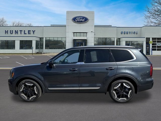 Used 2023 Kia Telluride S w/ S Sunroof Package AWD/4WD image 6