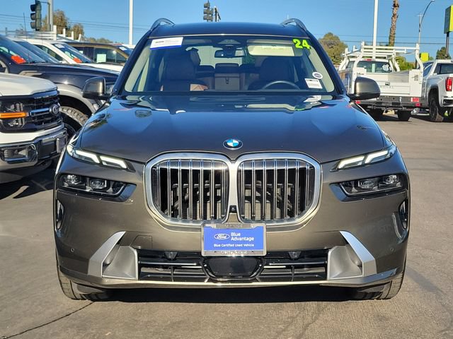 Used 2024 BMW X7 xDrive40i w/ Parking Assistance Package AWD/4WD image 25