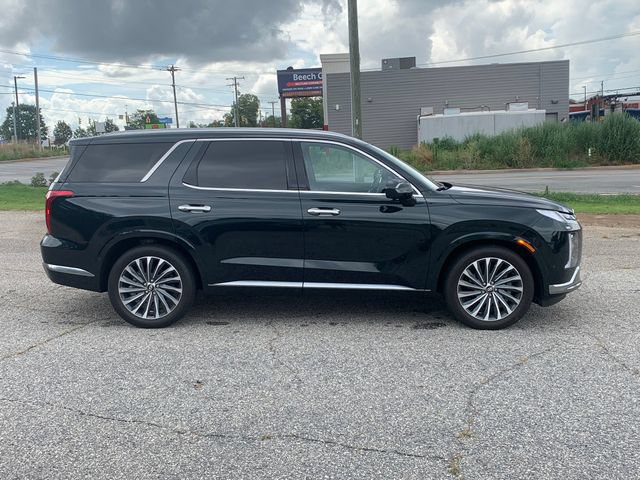 Used 2025 Hyundai Palisade Calligraphy FWD image 4