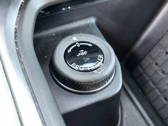 Certified 2025 Ford Expedition Active AWD/4WD image 28