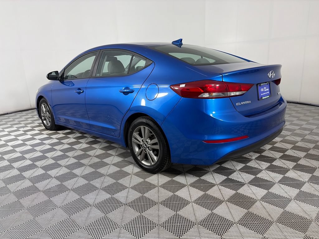 Used 2018 Hyundai Elantra Value Edition FWD image 5
