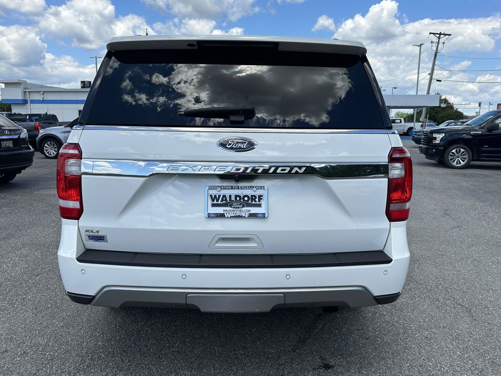 Certified 2020 Ford Expedition XLT w/ Equipment Group 202A AWD/4WD image 5