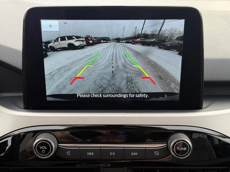 Certified 2022 Ford Escape SE w/ Cold Weather Package image 20