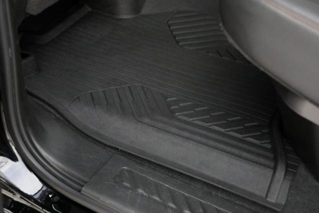 Used 2020 GMC Sierra 1500 AT4 w/ AT4 Premium Package image 32