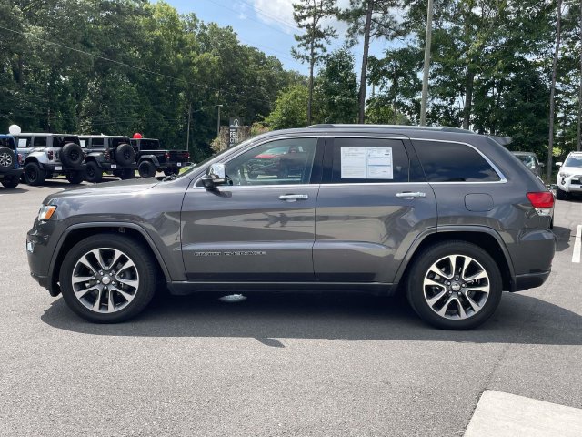 Used 2018 Jeep Grand Cherokee Overland AWD/4WD image 36