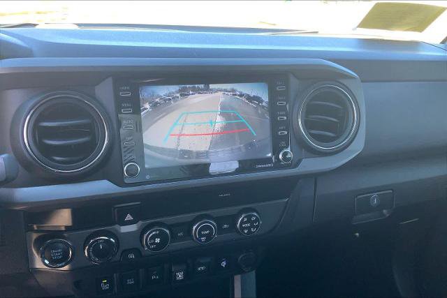 Used 2020 Toyota Tacoma TRD Off-Road w/ Technology Package image 29