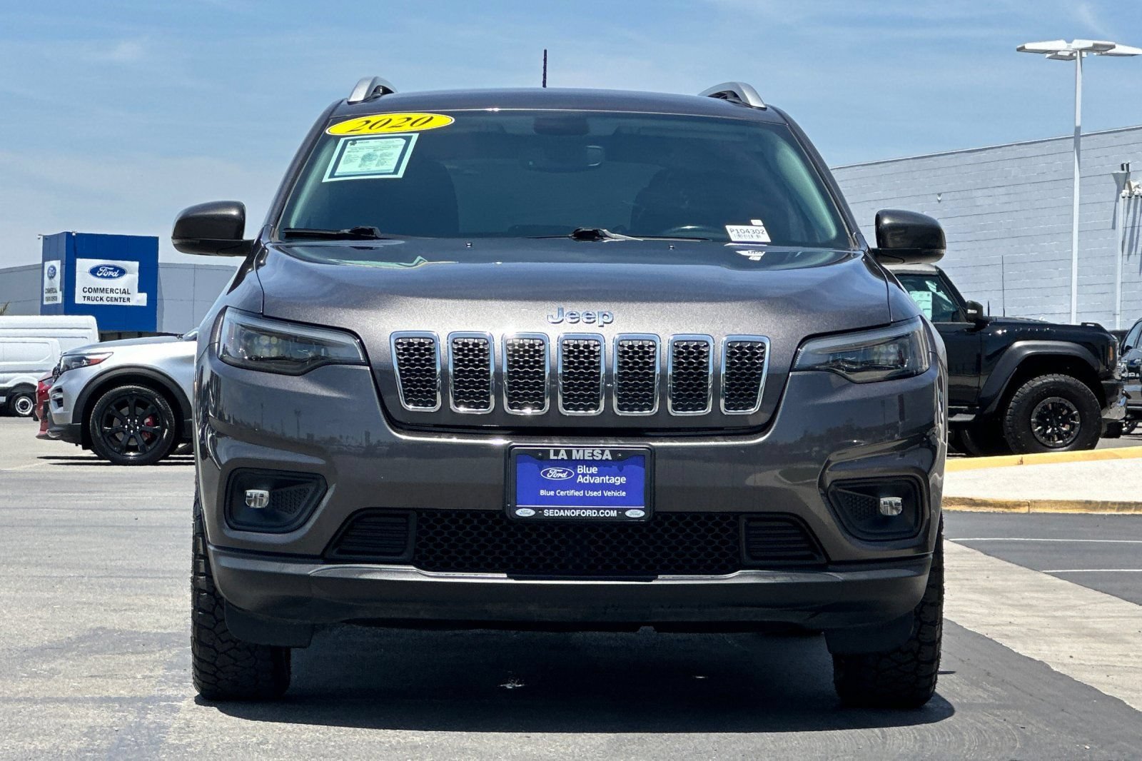 Used 2020 Jeep Cherokee Latitude Plus w/ Comfort/Convenience Group AWD/4WD image 8
