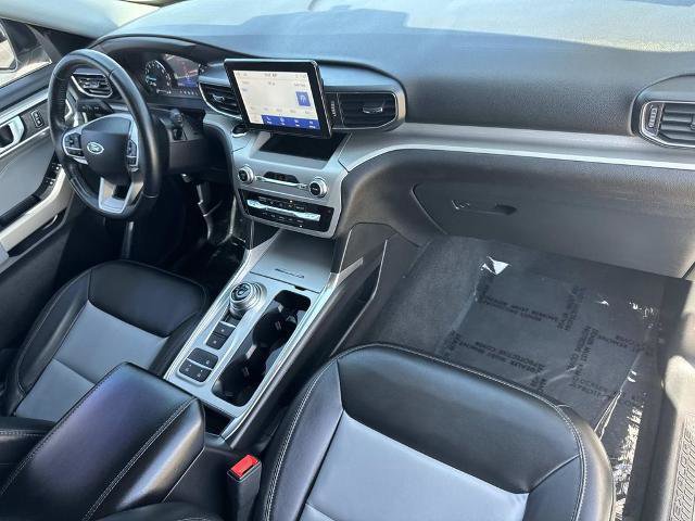 Certified 2023 Ford Explorer XLT w/ Equipment Group 202A image 30