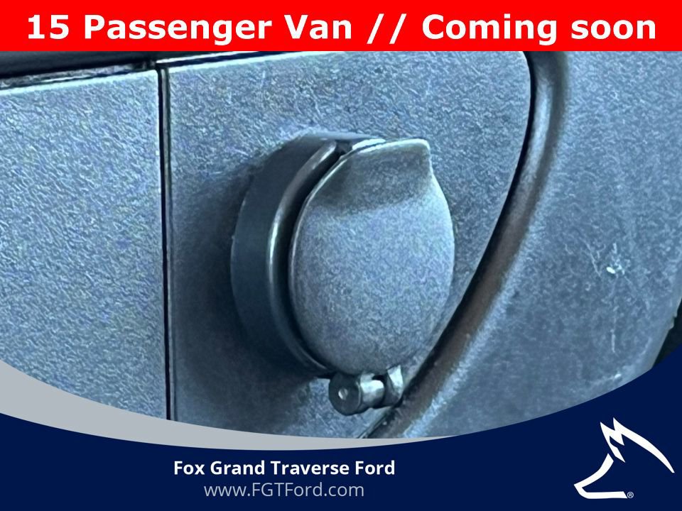 Used 2025 Chevrolet Express 3500 LT w/ LT Preferred Equipment Group image 26