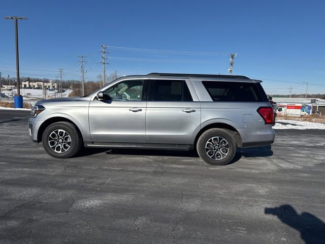 Certified 2024 Ford Expedition Max XLT image 8