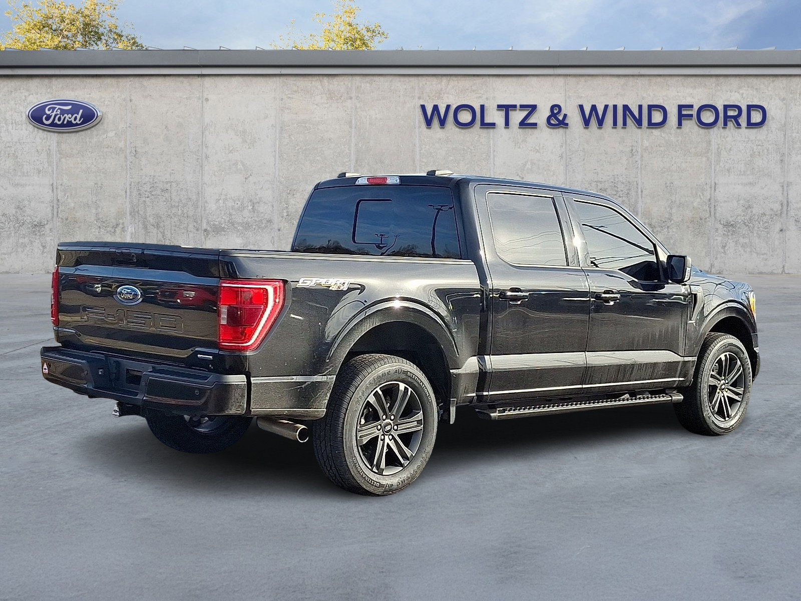 Certified 2023 Ford F150 XLT w/ Equipment Group 302A High image 4