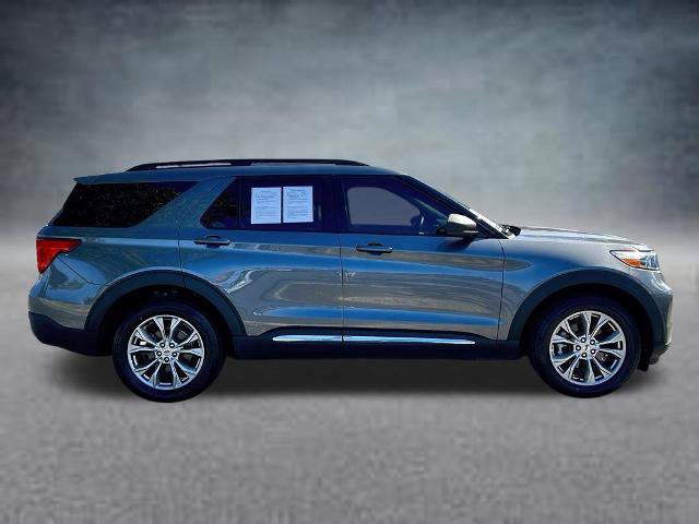 Certified 2024 Ford Explorer XLT w/ Equipment Group 202A AWD/4WD image 4
