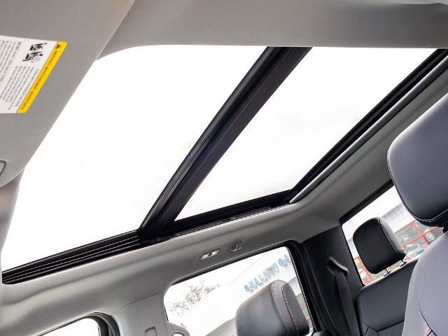 Certified 2023 Ford F150 Lariat w/ Equipment Group 502A High image 22