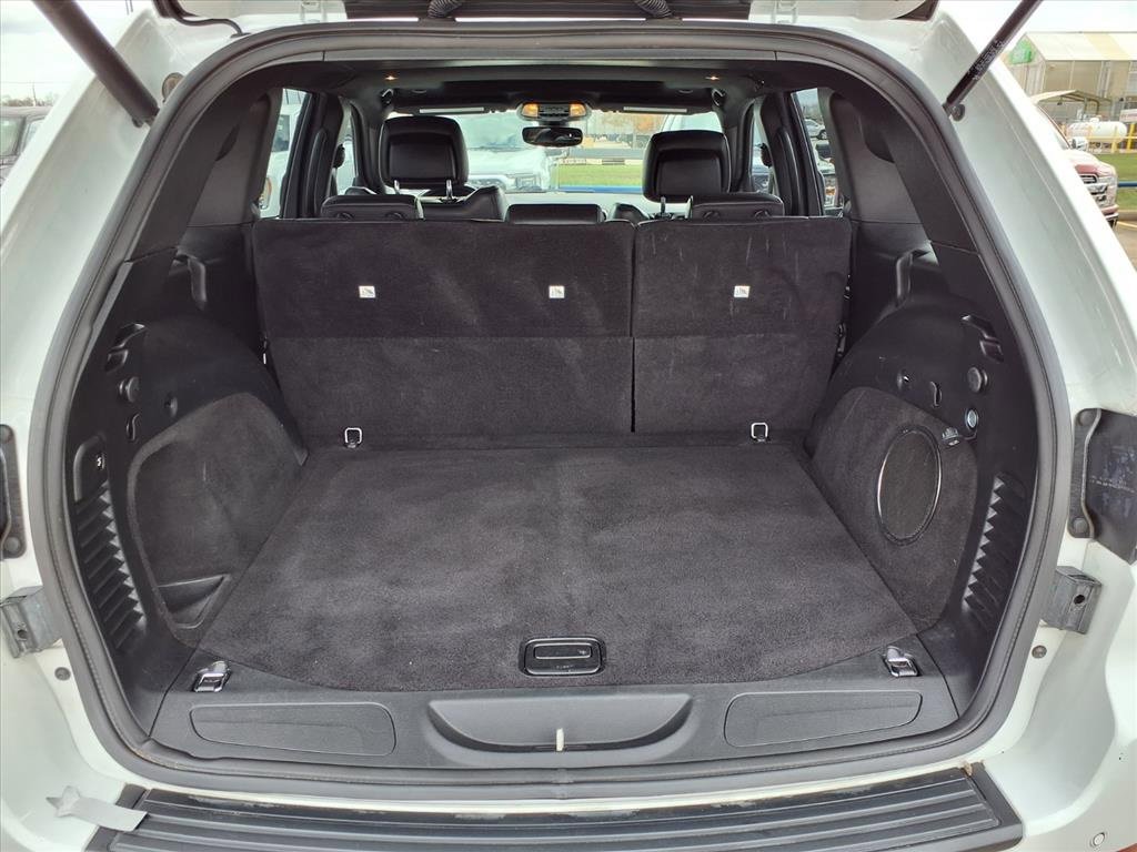 Used 2020 Jeep Grand Cherokee Altitude image 29