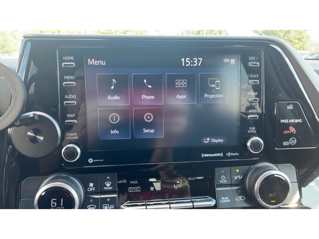 Used 2021 Toyota Highlander LE w/ Protection Package #3 (TMS) image 22