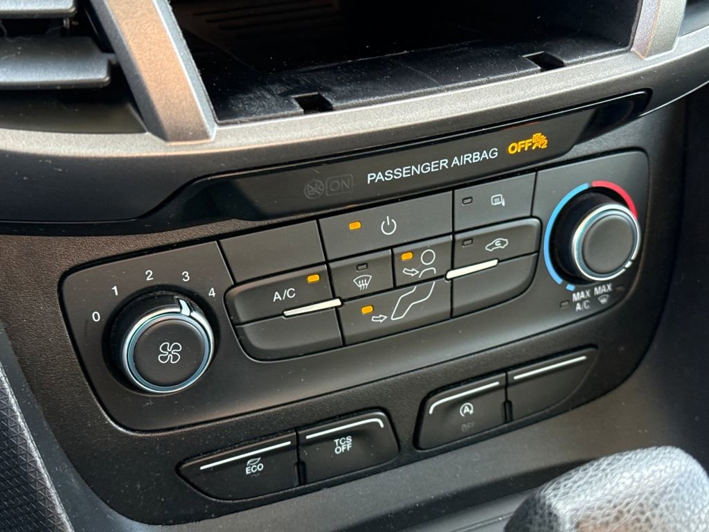 Certified 2019 Ford Transit Connect XLT image 21