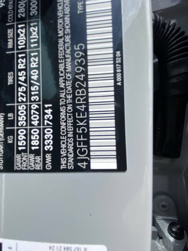 Used 2024 Mercedes-Benz GLS 450 4MATIC image 32