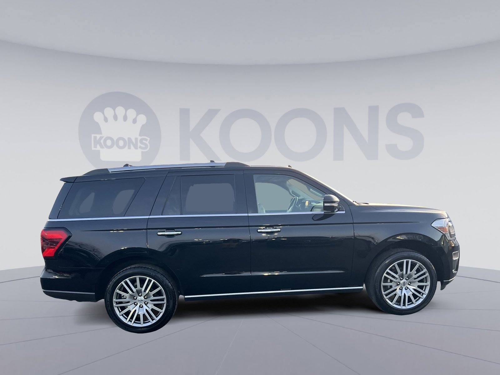 Certified 2024 Ford Expedition Limited image 6