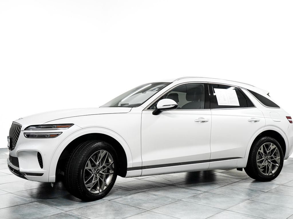 Used 2025 Genesis GV70 2.5T AWD/4WD image 4