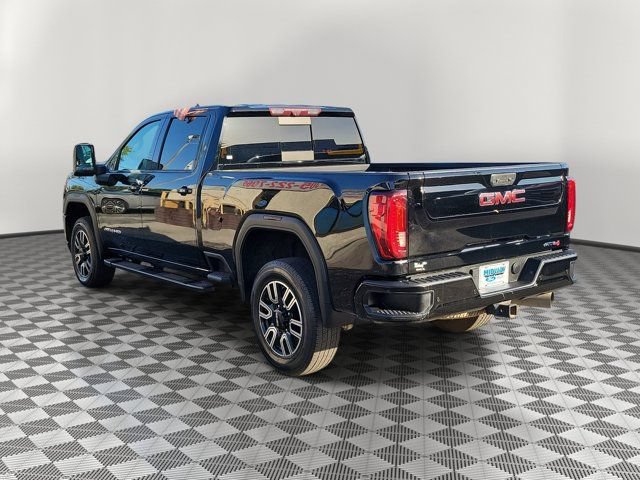 Used 2022 GMC Sierra 2500 AT4 w/ AT4 Premium Plus Package AWD/4WD image 4