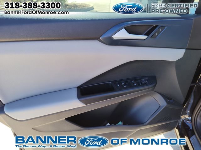 Used 2023 Volkswagen Taos SE image 15