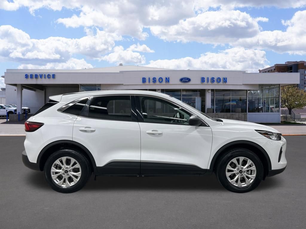 Certified 2024 Ford Escape Active image 2