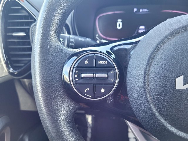 Used 2023 Kia Soul S FWD image 24